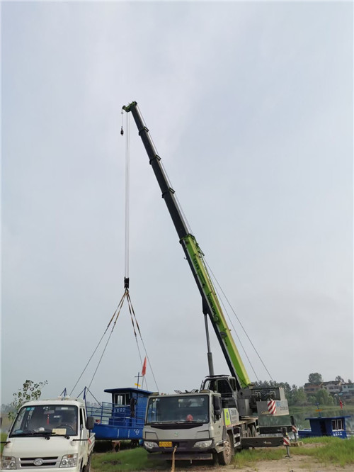 铜鼓县桥梁建设吊装案例