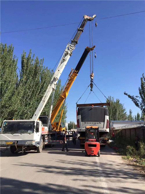 铜鼓县港口集装箱搬运案例